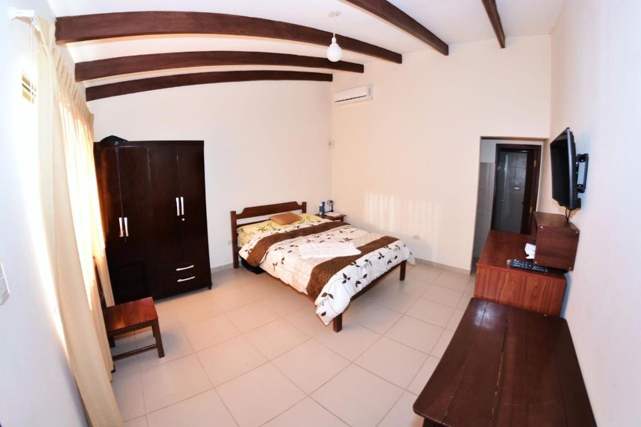 Los Jazmines Hotel Resort Warnes 외부 사진